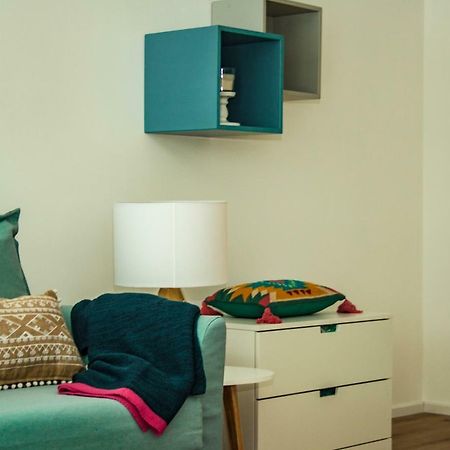 Studio Thalia Next To Metro Виена Екстериор снимка